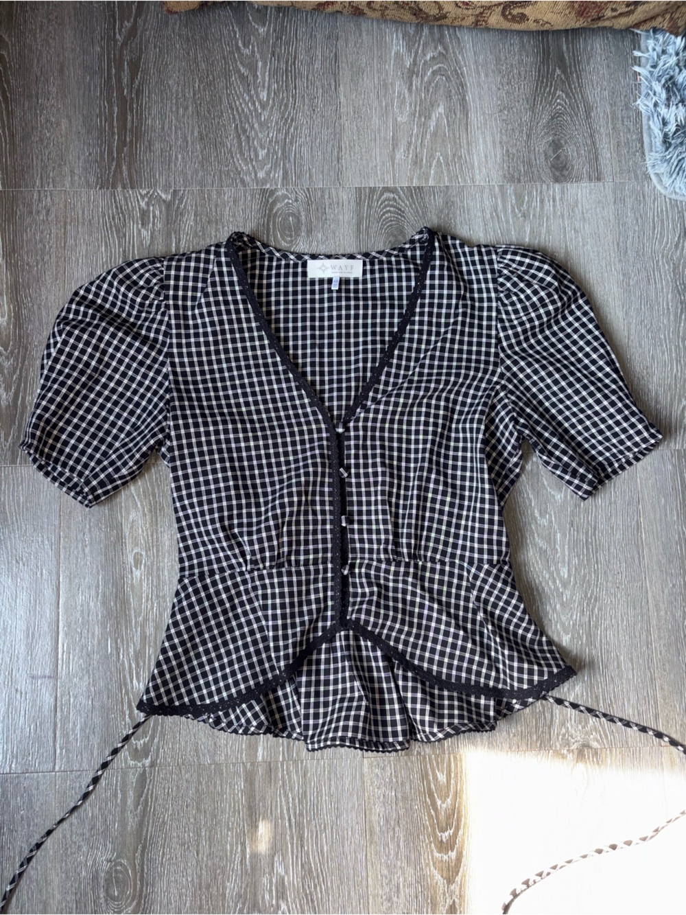 NWOT WAYF Black & White Check Peplum Button-Front Women's Top